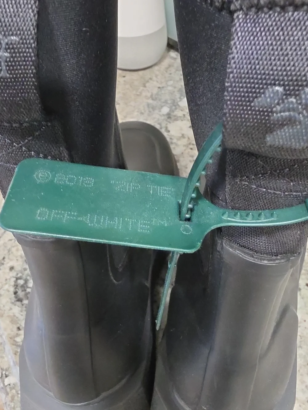 Off-White Wmns Zip-Tie Rain Boot 'For Rainy Days' - Black